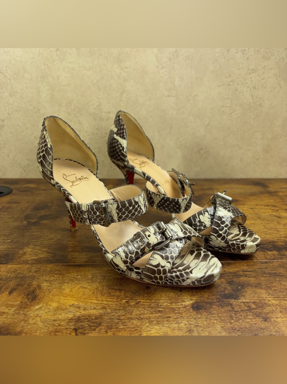 Christian Louboutin Python Criss Cross High Heels Womens Size 39 Made in Italy